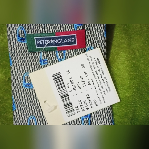 Peter England tie - Picture 3 of 3